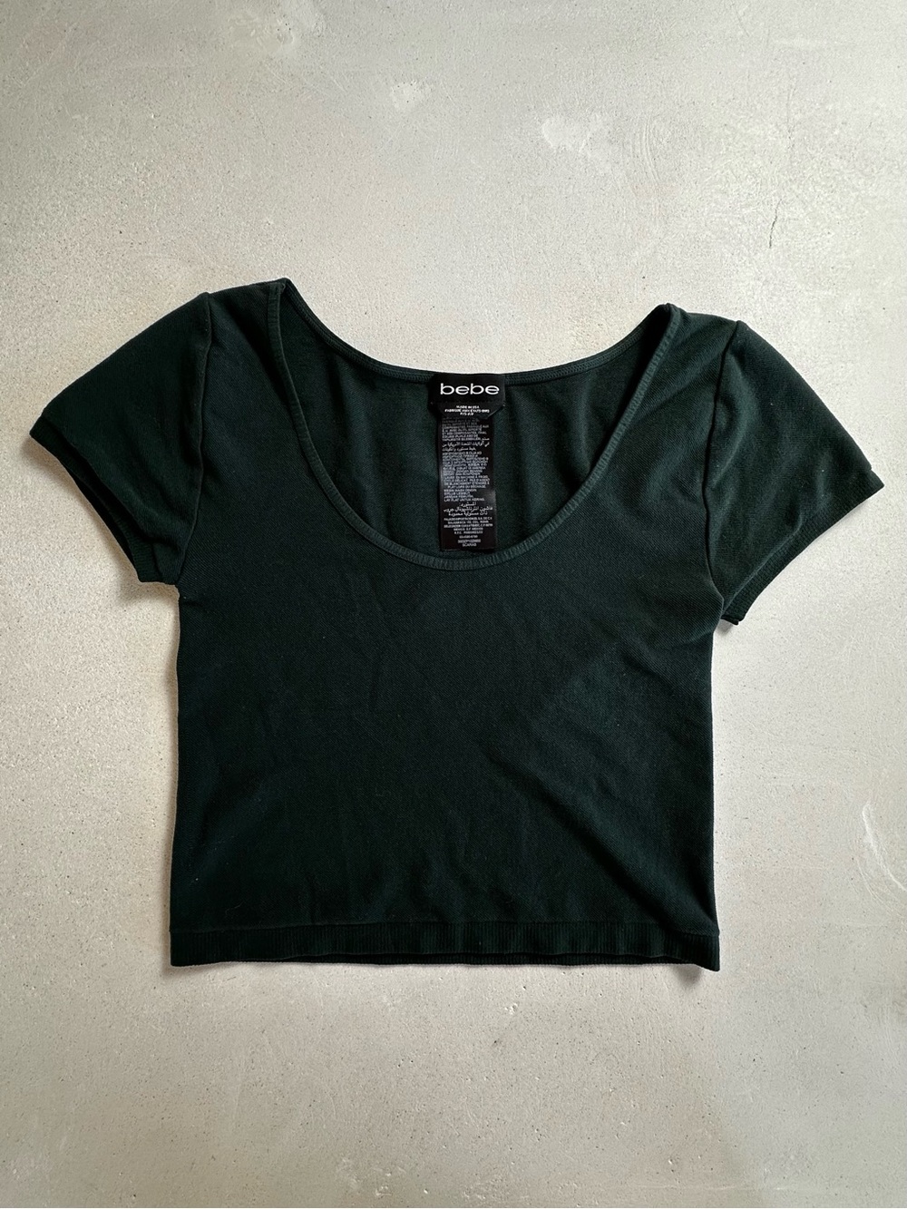 Authentic bebe Scoop Neck Crop Top in Dark Green
